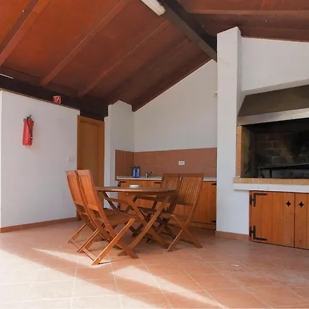 Lägenhet Gorgeous In With Kitchen Rovinj